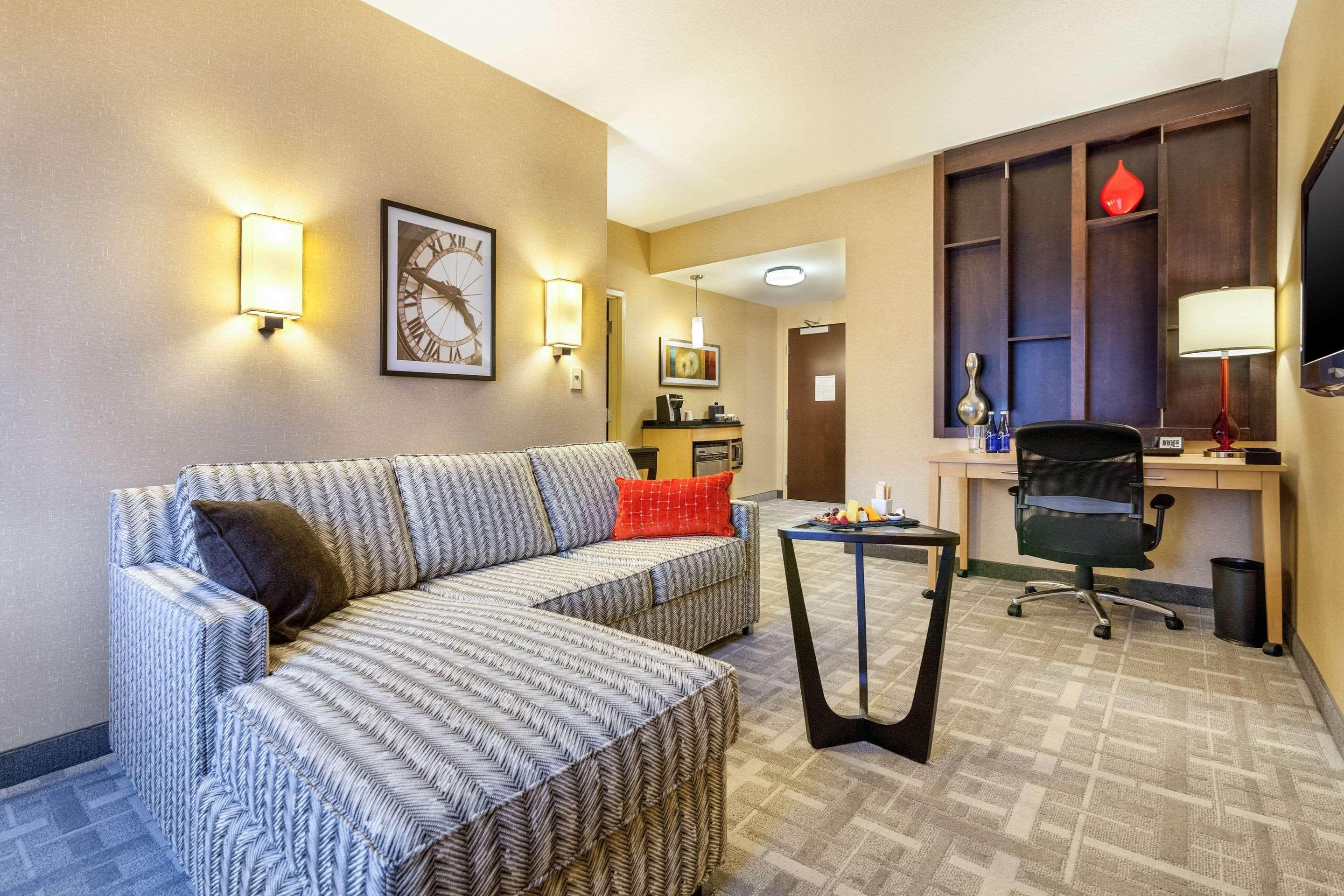 Cambria Hotel Pittsburgh - Downtown Exterior photo