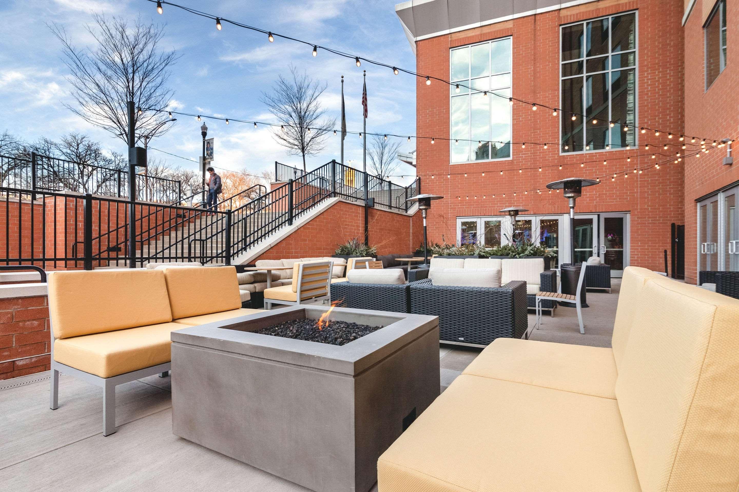Cambria Hotel Pittsburgh - Downtown Exterior photo